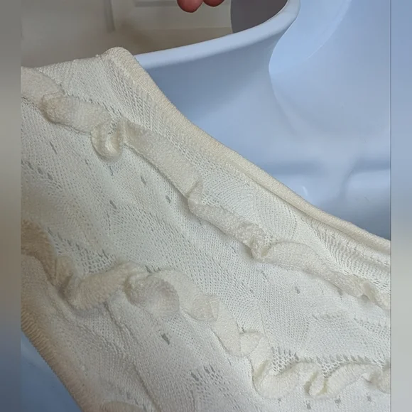 Carolina Herrera Cream Ruffle Knit Body Contouring Long Dress Size XS - Picture 7 of 9